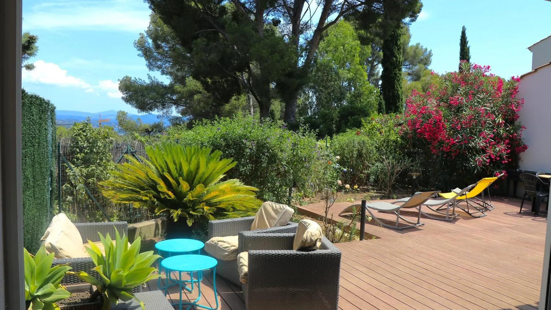 Holiday home Villa Moderne Vue Mer Et Collines Aux Portes Des Calanques La Ciotat