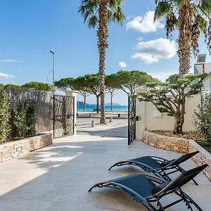 Bord De Mer Apartment